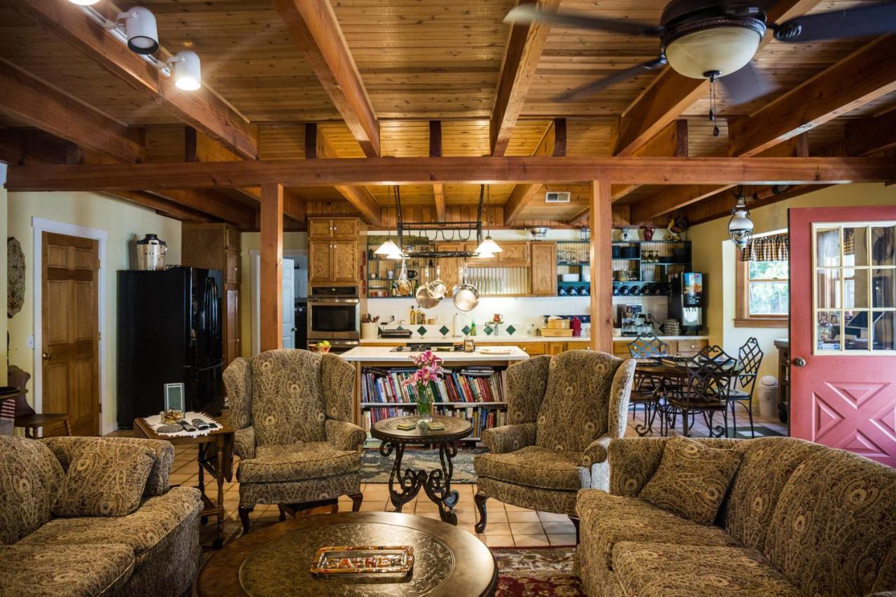 Mountain Harbour B&B Roan Mountain Экстерьер фото